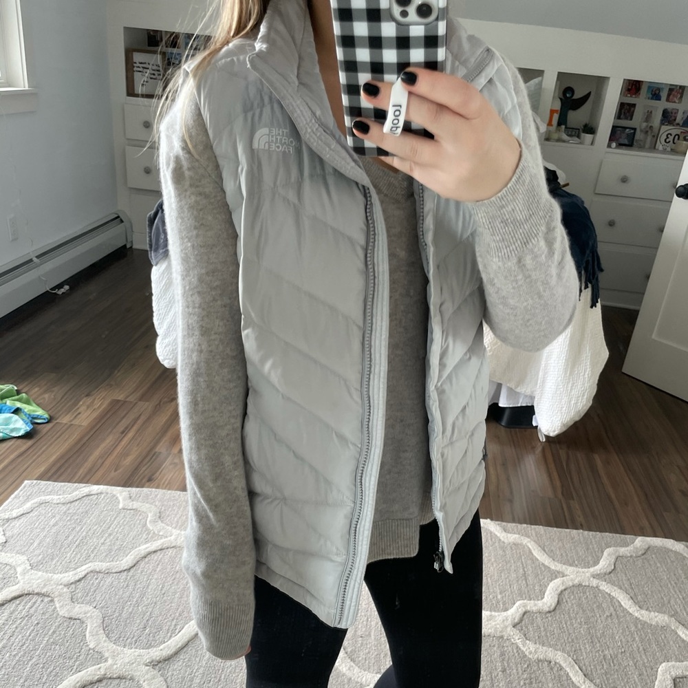 North Face Women’s sweater